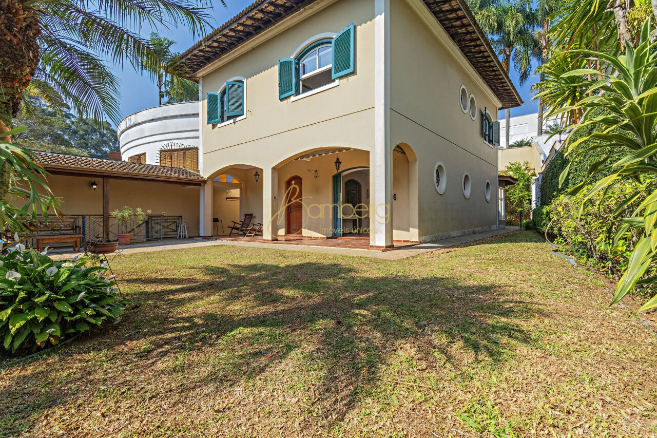 Casa Em Condomínio para Venda - Jardim Vitória Régia